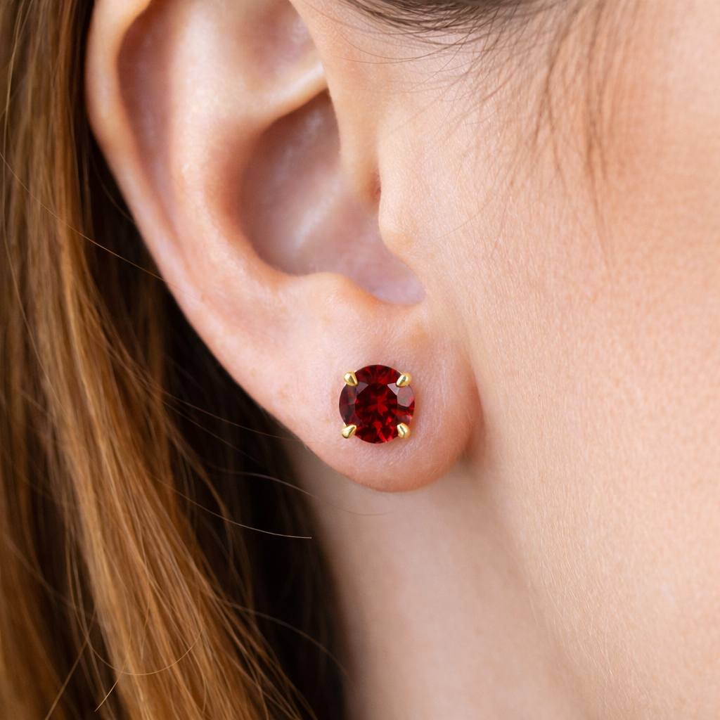 6mm Round Garnet January Birthstone Stud Earrings in 14K Yellow Gold – Push Back