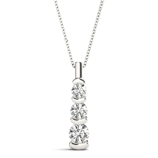 0.50 Ct Diamond Pendant In 14K Gold With Chain