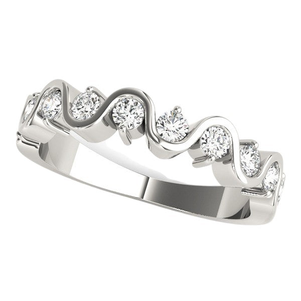 0.25 Ct Wavy Sparkle Diamond Band Ring in 14K Gold