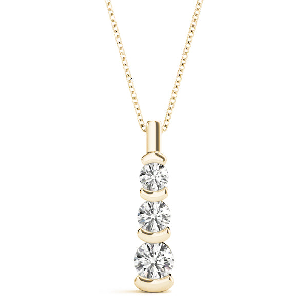 0.50 Ct Diamond Pendant In 14K Gold With Chain